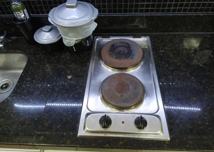 Aluguel de Flats condomínio Bangalô em Cabo Frio - BLOCO 4 APT 103